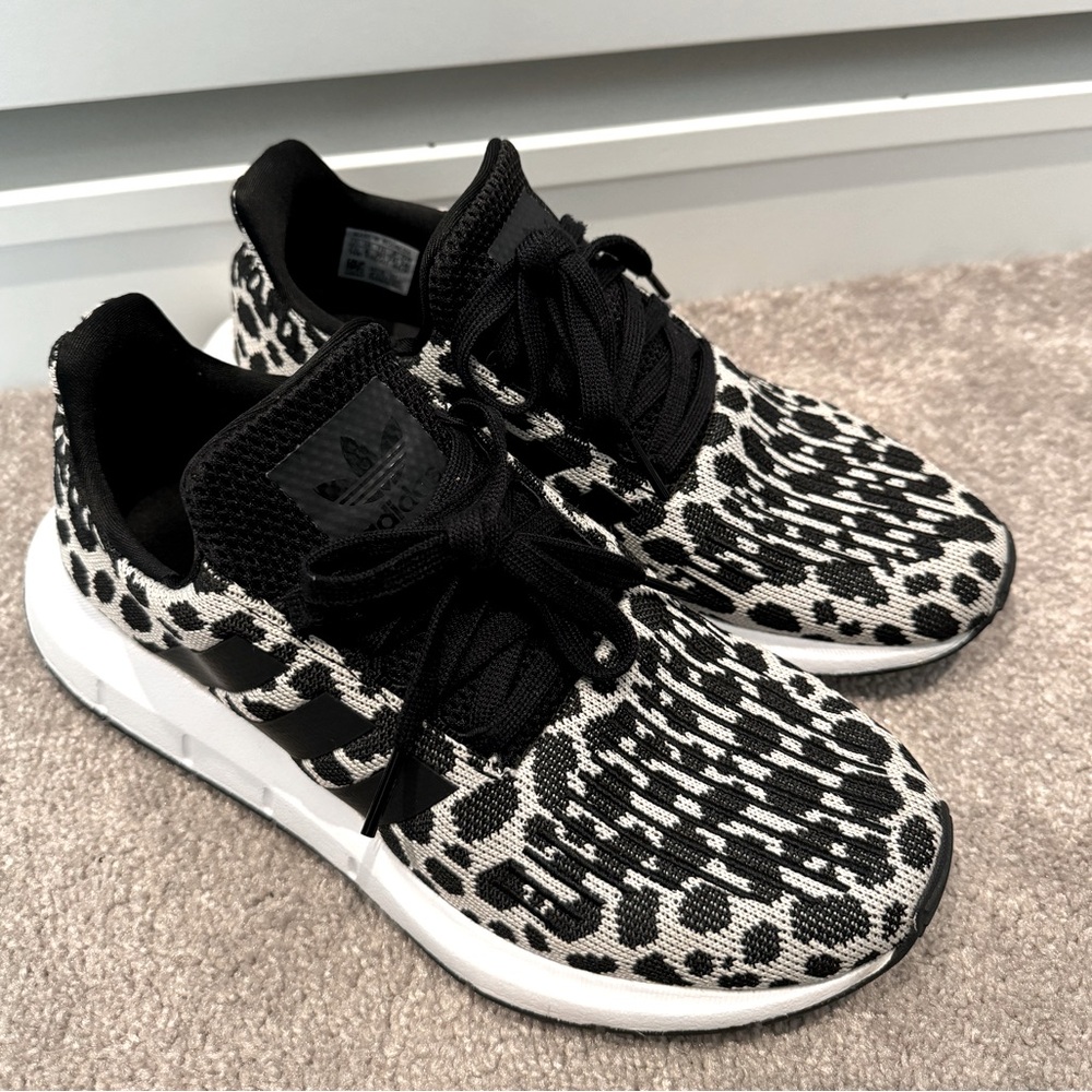 Adidas Swift Run